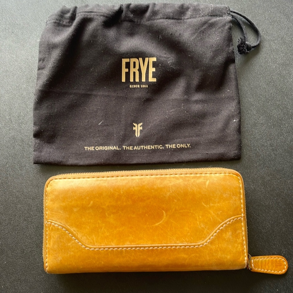 Frye Mustard Brown Leather Zip Wallet